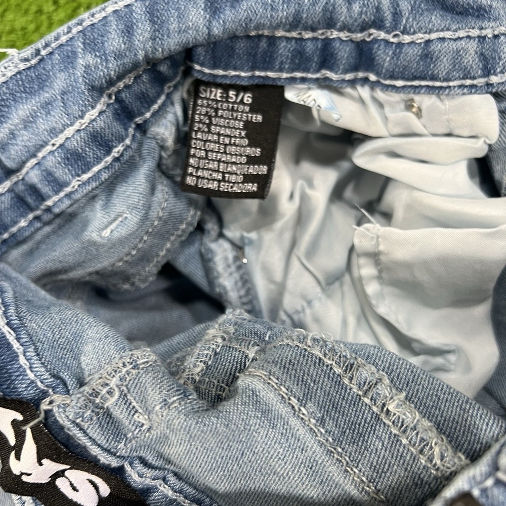Sky Premium Collection Jeans SZ 5/6 Heart Wings Pocket Embroidered Y2K Vtg Flare - Picture 6 of 10